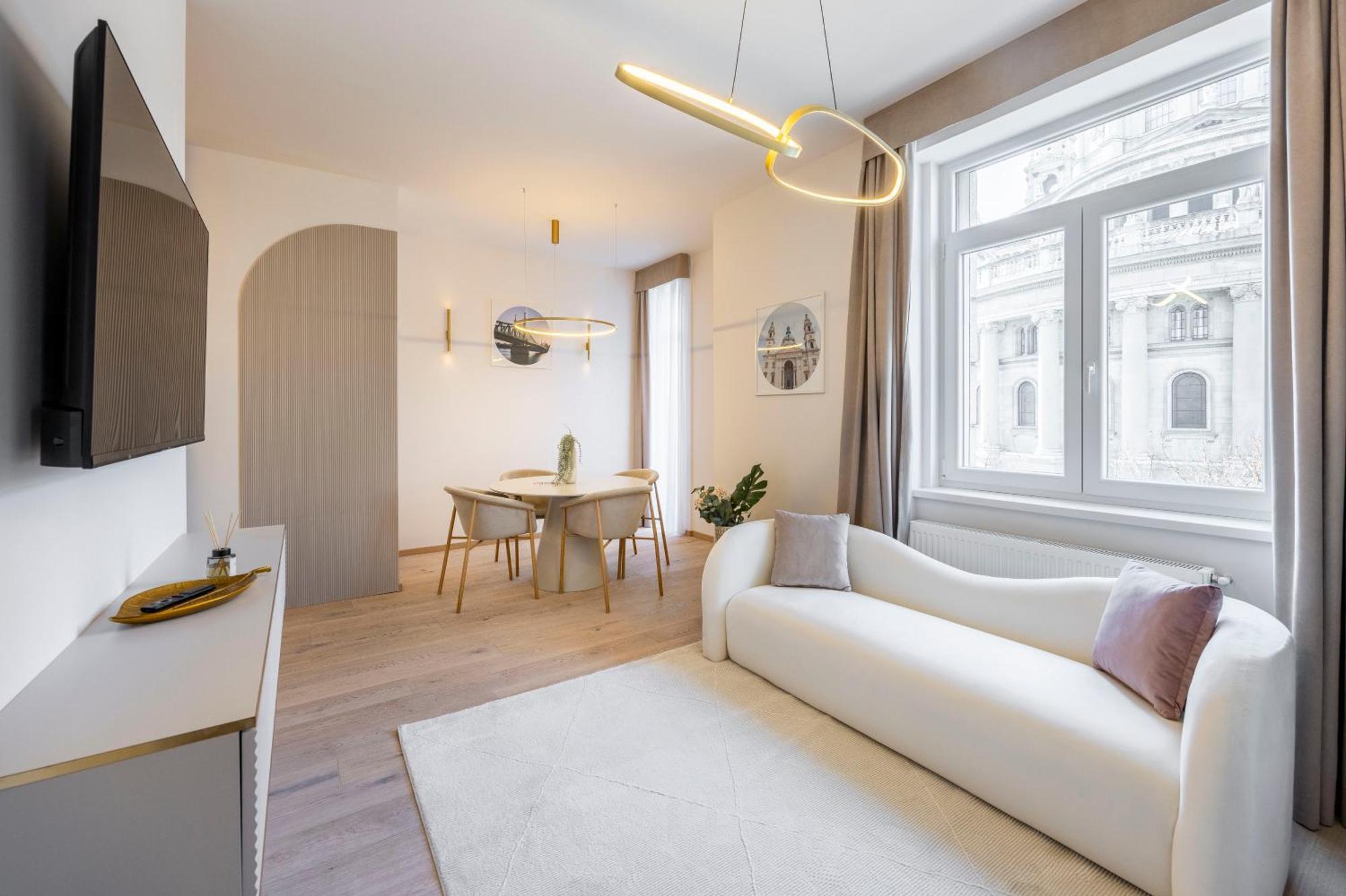 Luxurious Central Apartment W/ A Stunning View To The Basilica 부다페스트 외부 사진