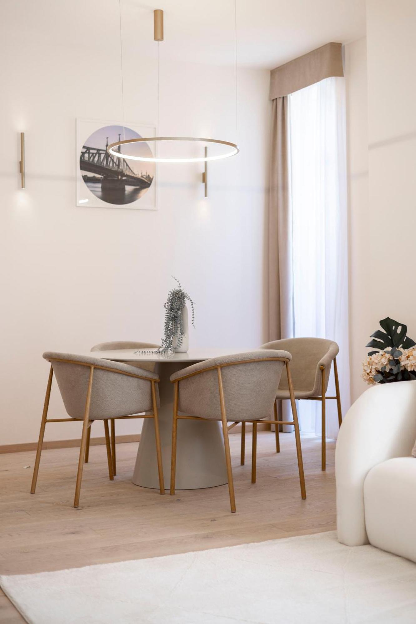 Luxurious Central Apartment W/ A Stunning View To The Basilica 부다페스트 외부 사진
